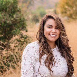 Meet your Posher, Mayra